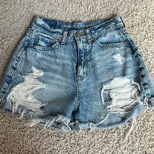 American Eagle light wash ripped jean shorts